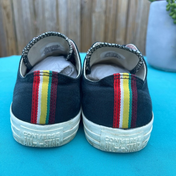 Converse Black with Red Flowers Women’s Low Top Sneakers size 8. - Picture 6 of 9